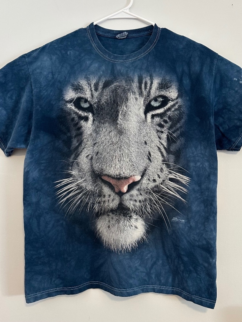 Men's White Tiger The Mountain T-Shirt XL Blue Tie Dye Y2K 2011 Short Sleeve
